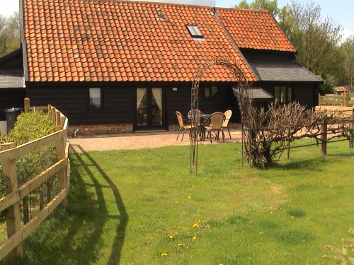 WOODSIDE BARN COTTAGE